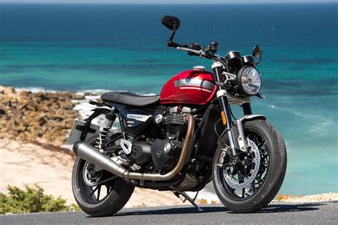 triumph speed twin 1200 rs